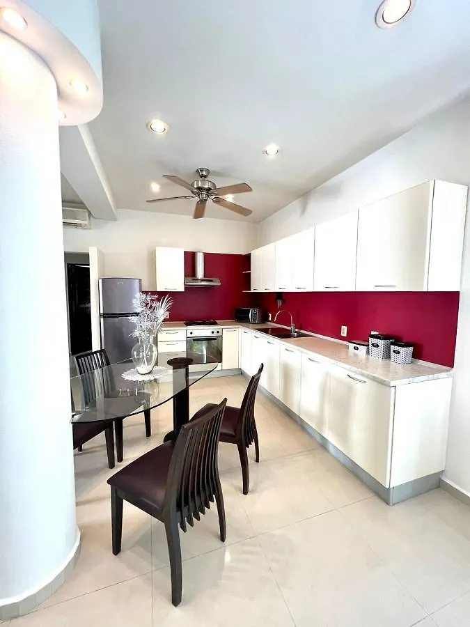 Espacioso Departamento A Unos Metros De Playa Mamitas Y De La Famosa 5Ta Av Playa del Carmen Appartamento